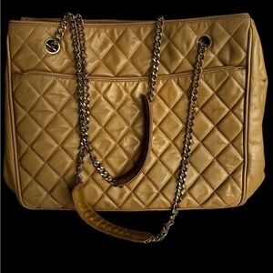 Lambskin Beige Chanel Matelasse